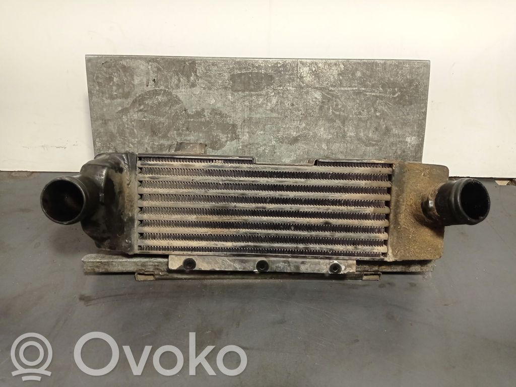 Jeep Grand Cherokee Interkūlerio radiatorius 