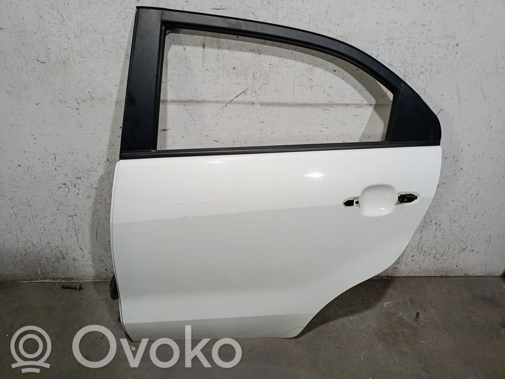KIA Rio Galinės durys 