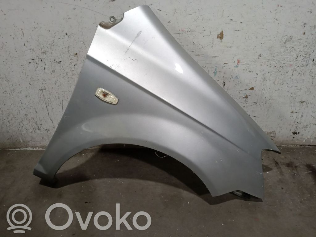 Hyundai Getz Błotnik przedni 