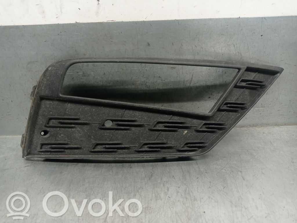 Seat Leon (5F) Grill / Wlot powietrza błotnika przedniego 