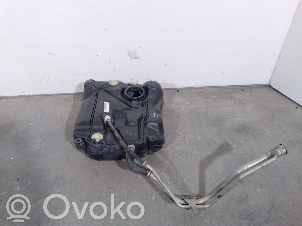 Volvo C30 Polttoainesäiliö 