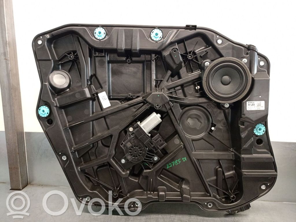 BMW X1 U11 Manualny podnośnik szyby drzwi przednich 