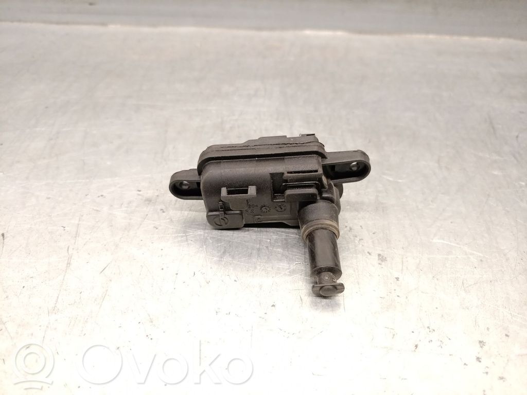 Volkswagen Touran III Bouchon de réservoir essence