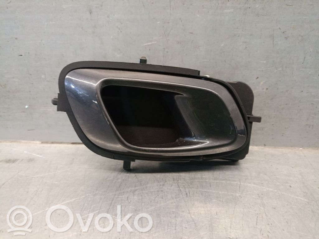 Hyundai i20 (BC3 BI3) Manecilla interna puerta trasera