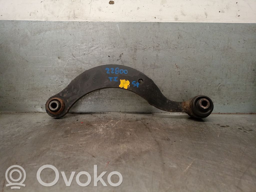 Toyota Avensis T270 Braccio di controllo sospensione posteriore 