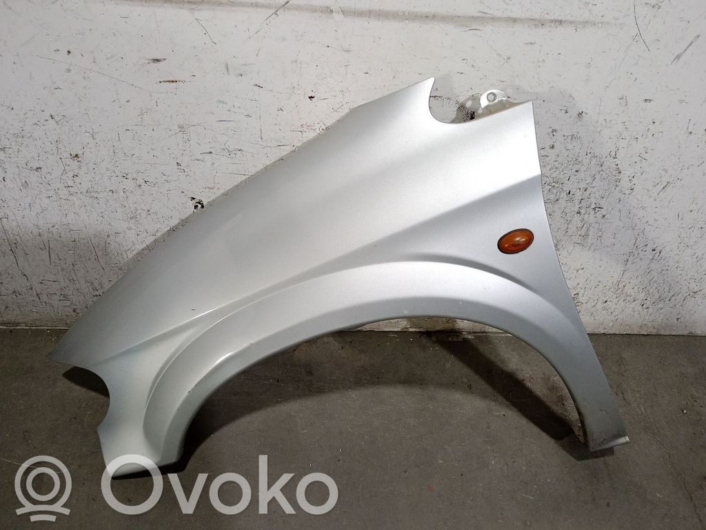 Chrysler Voyager Sparnas 
