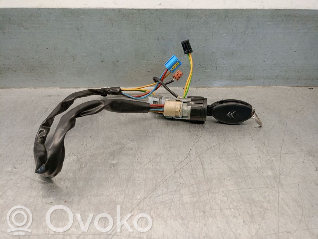 Citroen C5 Užvedimo spynelė 