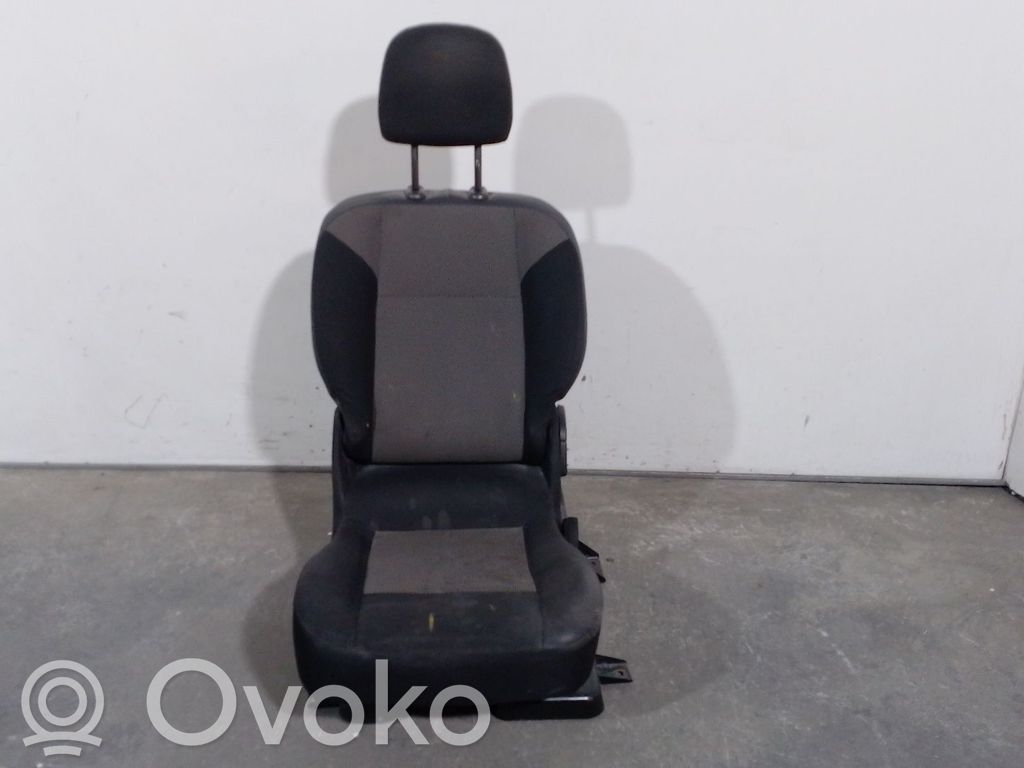 Etumatkustajan istuin   7701071837,7701071837