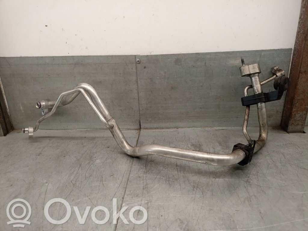 Mercedes-Benz A W176 Ilmastointilaitteen putki (A/C) 