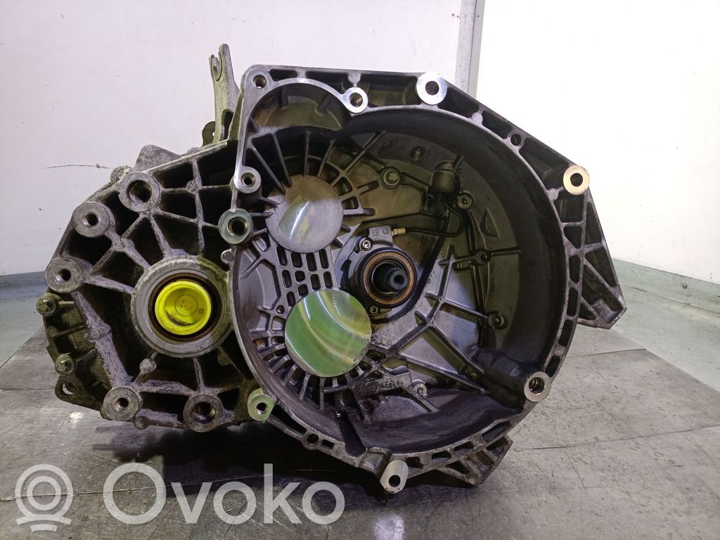Manualna 5-biegowa skrzynia biegów   5700448,R2060814