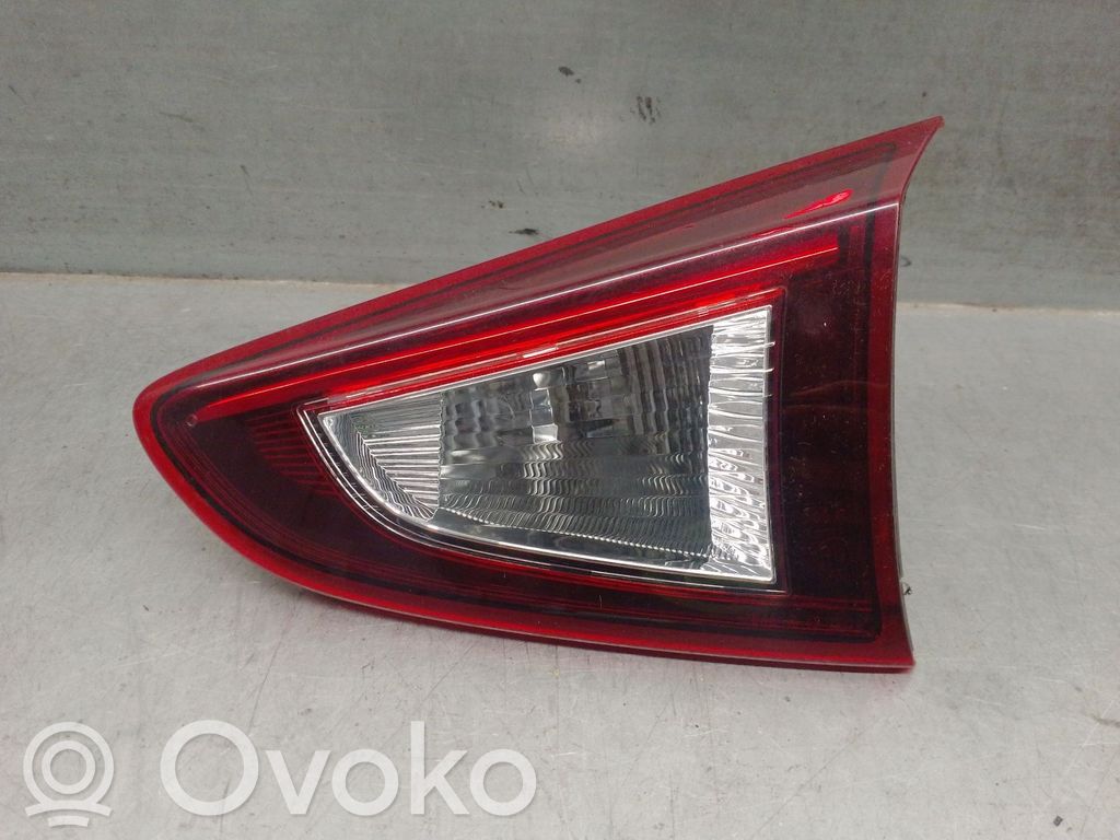 Mazda 2 Takavalot 