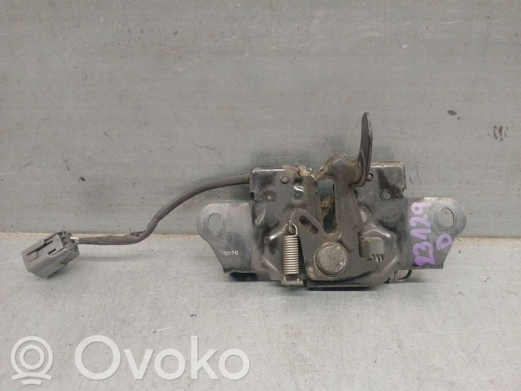Mazda 2 Держатель 
