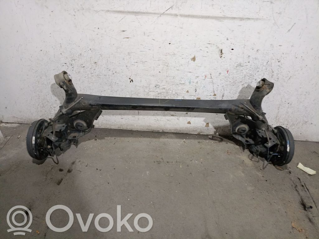 Mazda 2 Aizmugurējā tilta sija ar reduktoru 