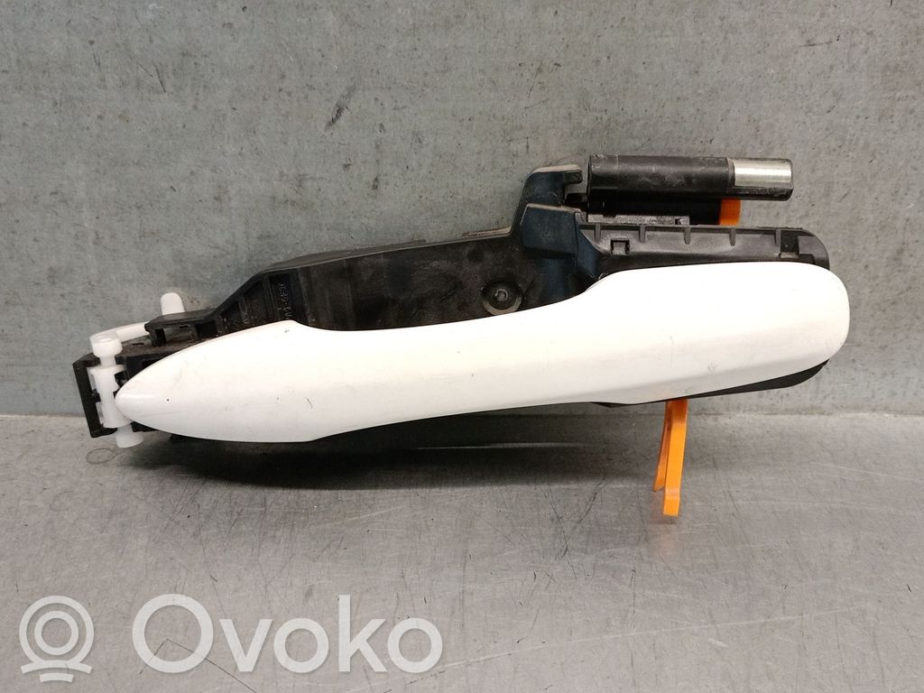 Toyota Yaris XP210 Maniglia esterna per portiera posteriore