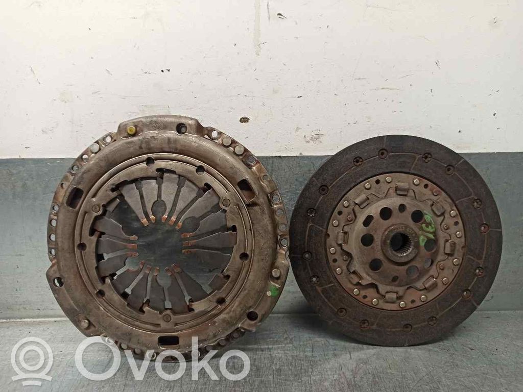 Volkswagen Golf SportWagen Sankabos komplektas 