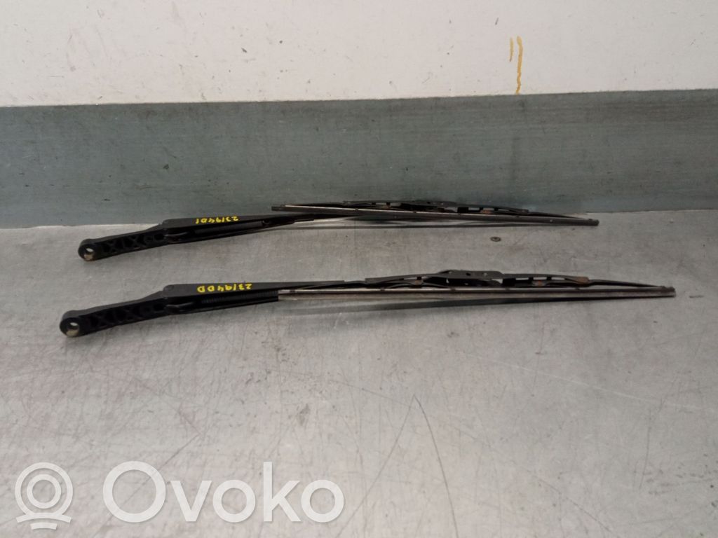 Seat Ibiza II (6k) Brazo del limpiaparabrisas delantero 