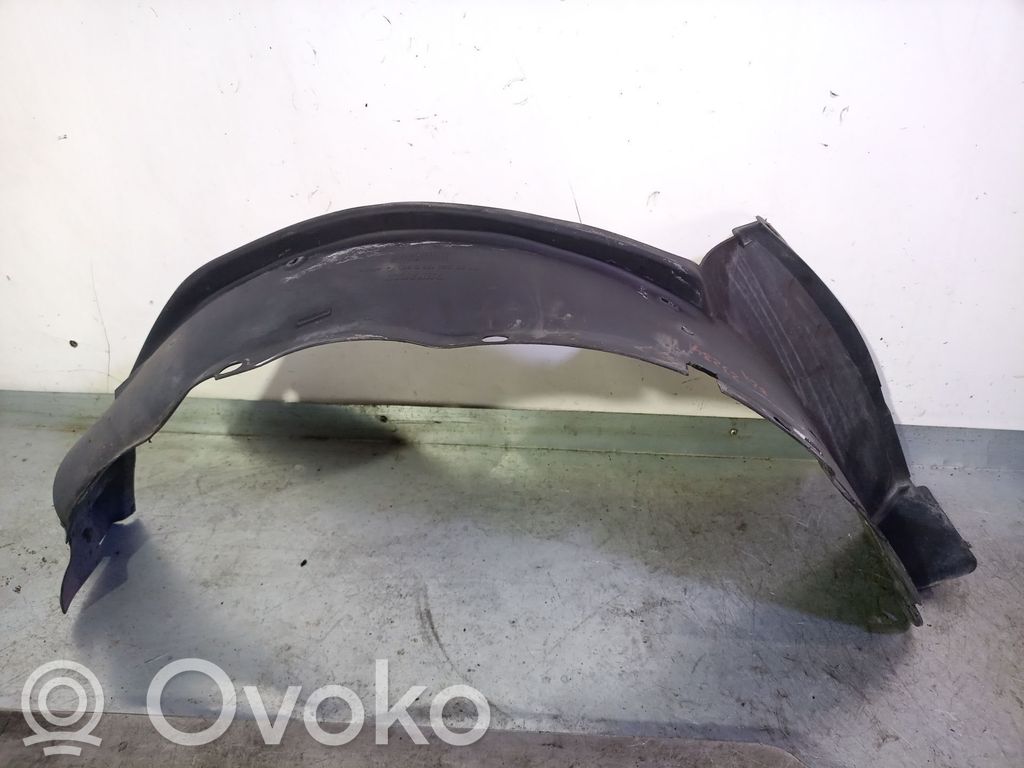 Renault Master II Rivestimento paraspruzzi passaruota anteriore 
