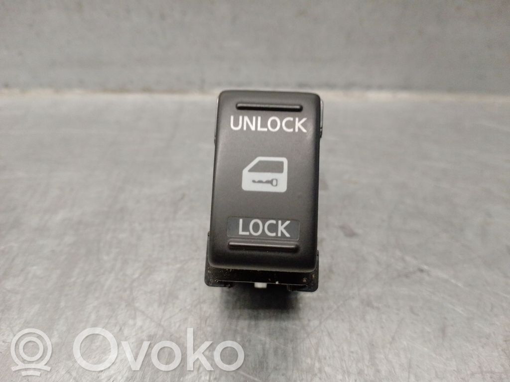 Nissan NV200 Interruptor de control multifunción 