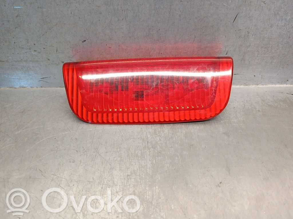 Nissan Juke I F15 Luce d’arresto centrale/supplementare