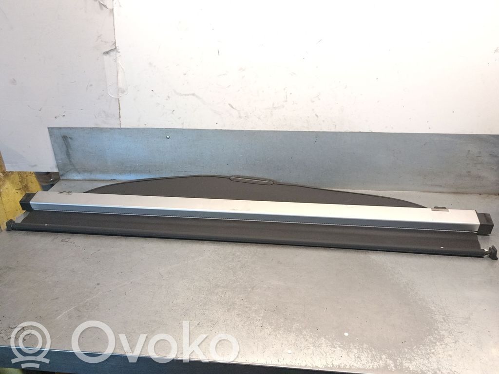 Parcel shelf   A048114
