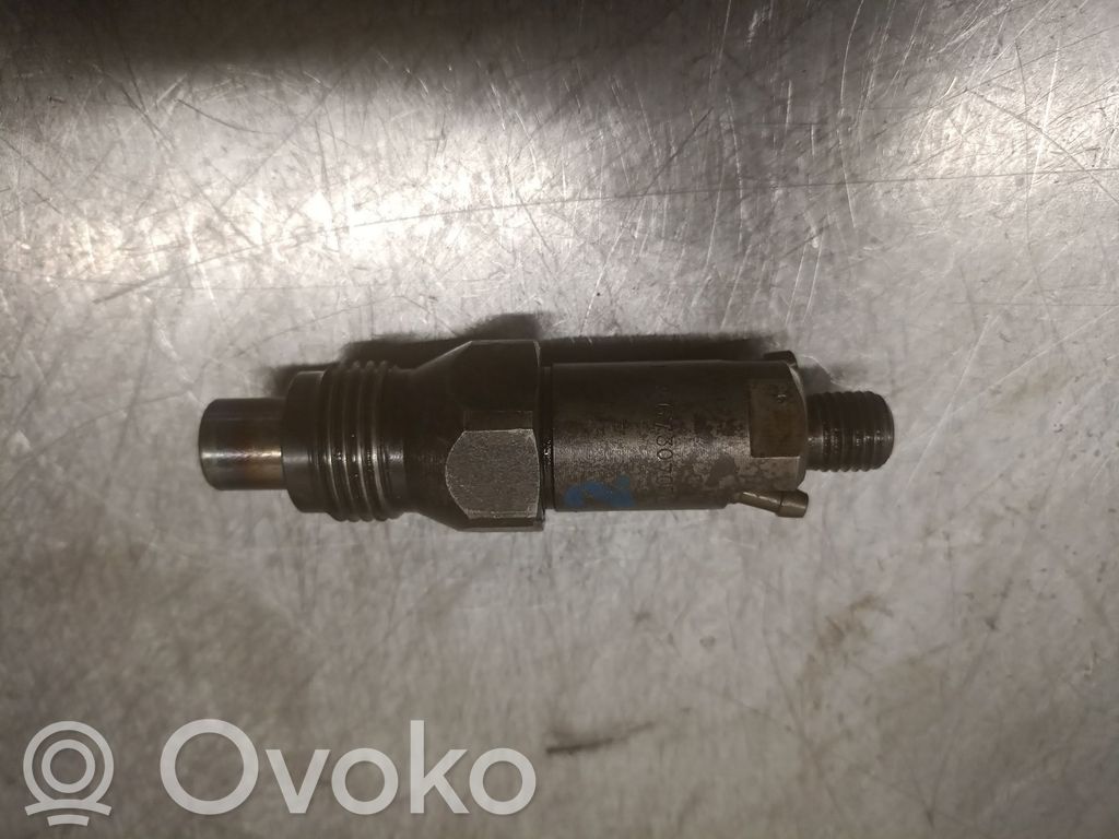 Peugeot 405 Fuel injector 