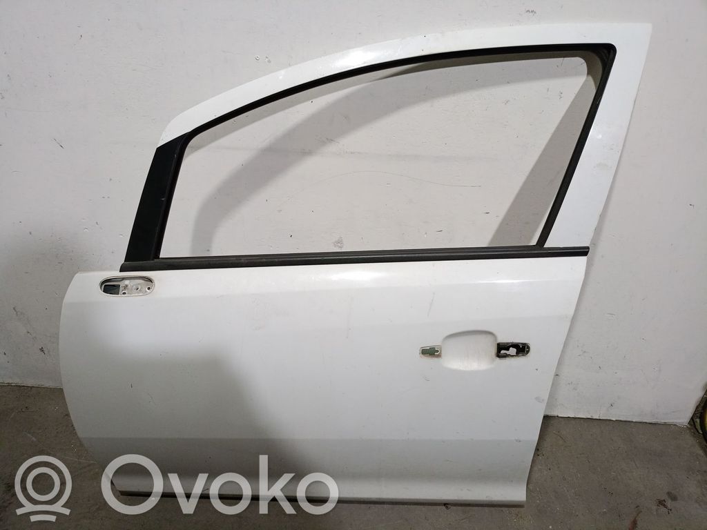 Opel Corsa D Дверь 