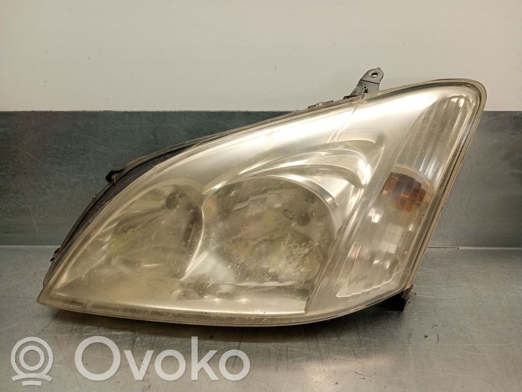 Toyota Corolla E110 Lampa przednia 
