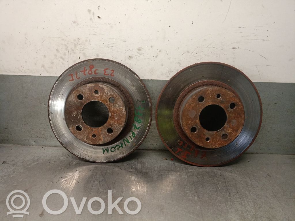 Tarcza hamulca tylnego   46831042,46831042