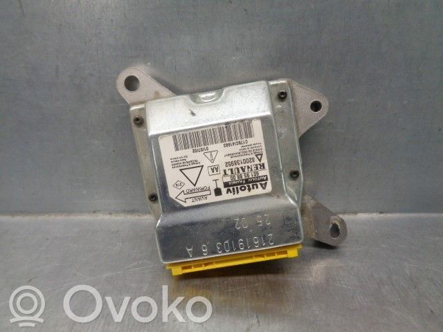 Renault Laguna II Unidad de control/módulo del Airbag 