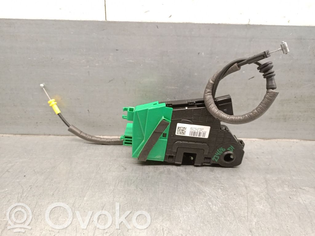 Hyundai i30 Zamek drzwi przednich 