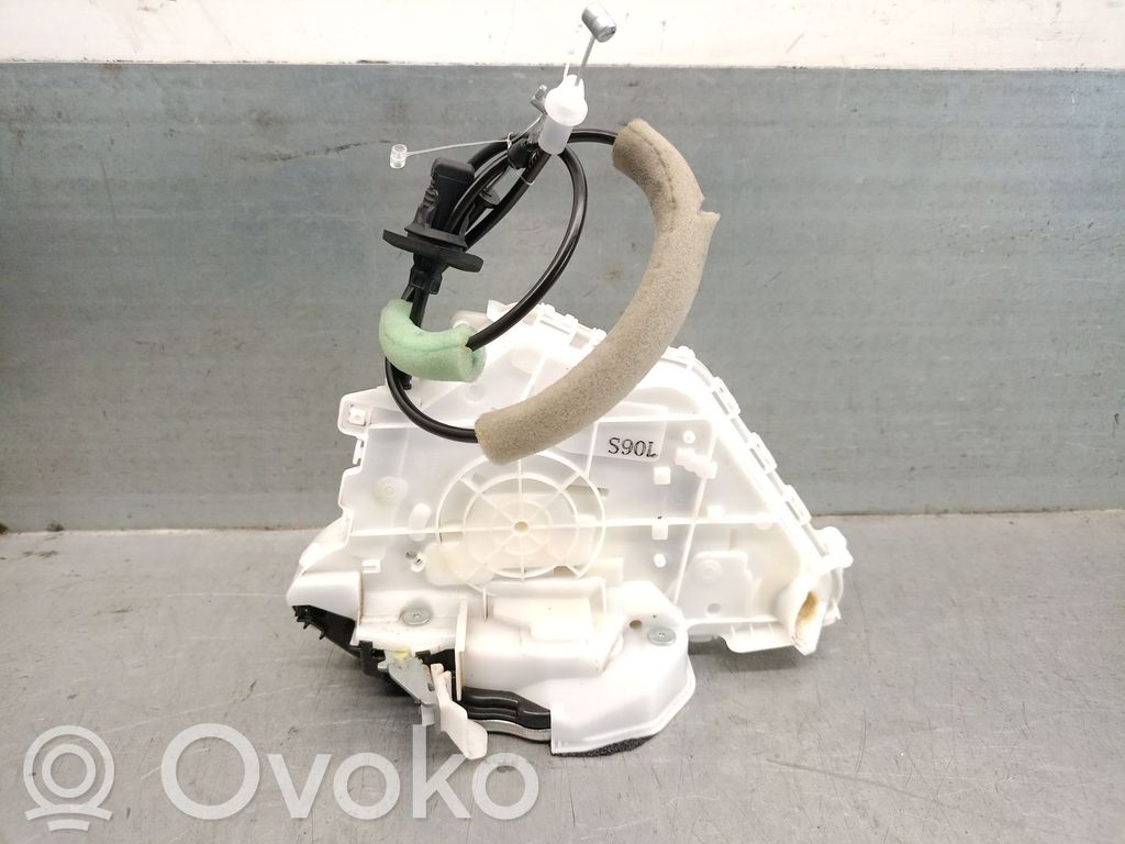 Mazda 3 Etuoven lukko 
