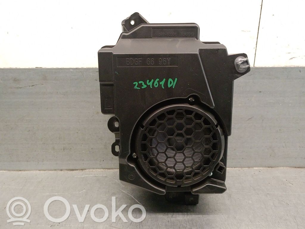 Mazda 3 Parcel shelf speaker 