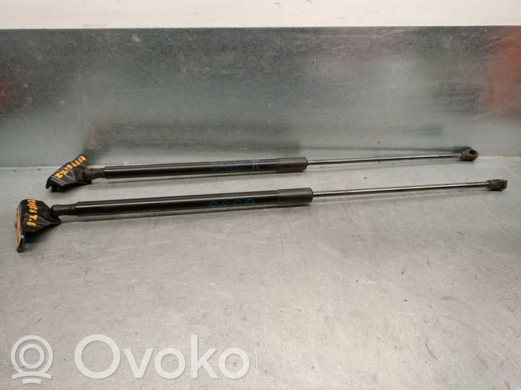 Toyota Corolla E160 E170 Amortyzator klapy tylnej bagażnika 