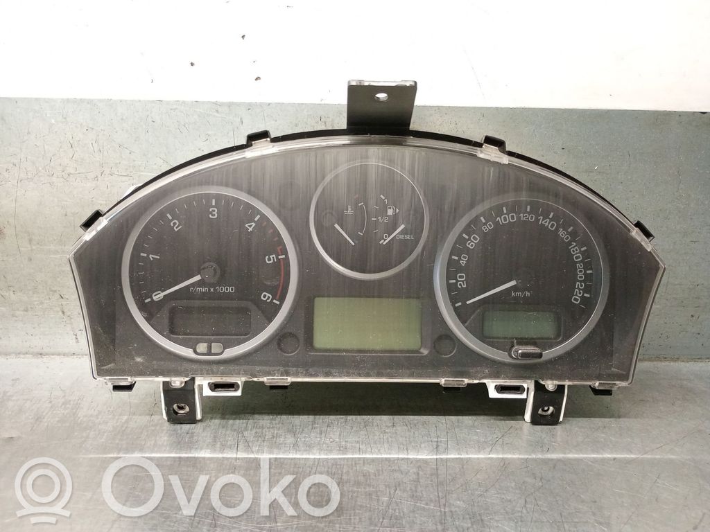 Land Rover Freelander 2 - LR2 Nopeusmittari (mittaristo)
