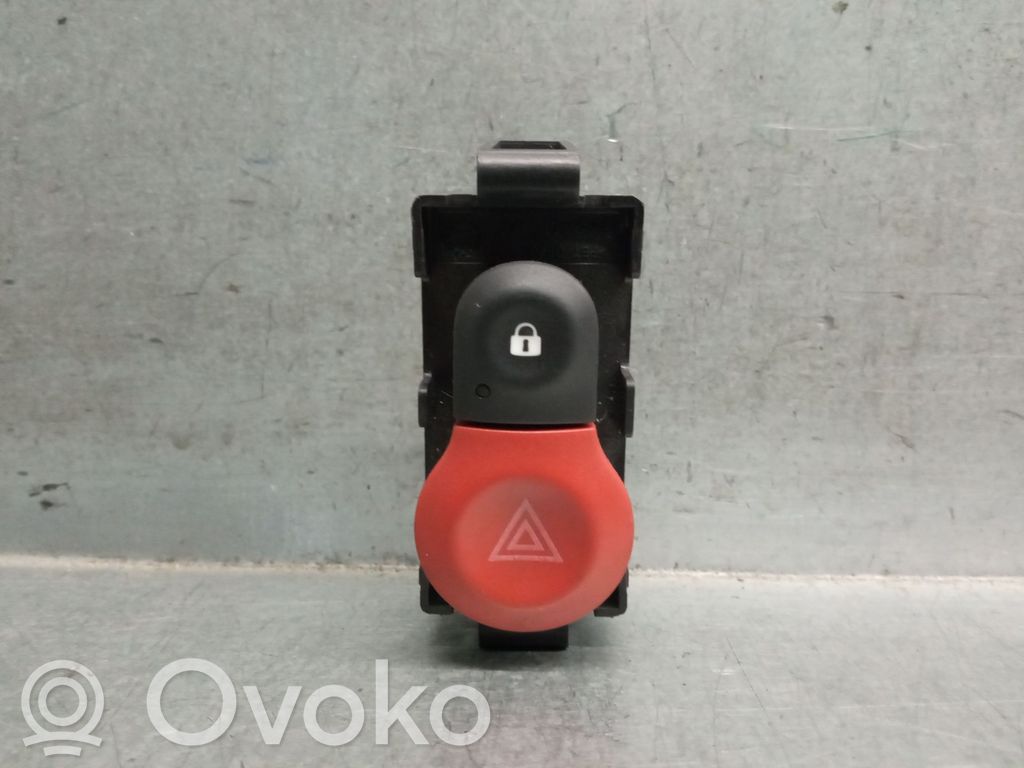Smart ForFour II W453 Botón interruptor de luz de peligro 