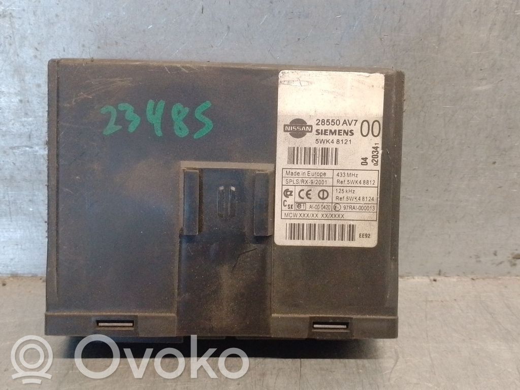 Nissan Primera Unidad de control/módulo del bloqueo de puertas 