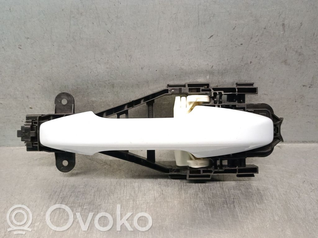 Volvo XC40 Manecilla externa puerta trasera 