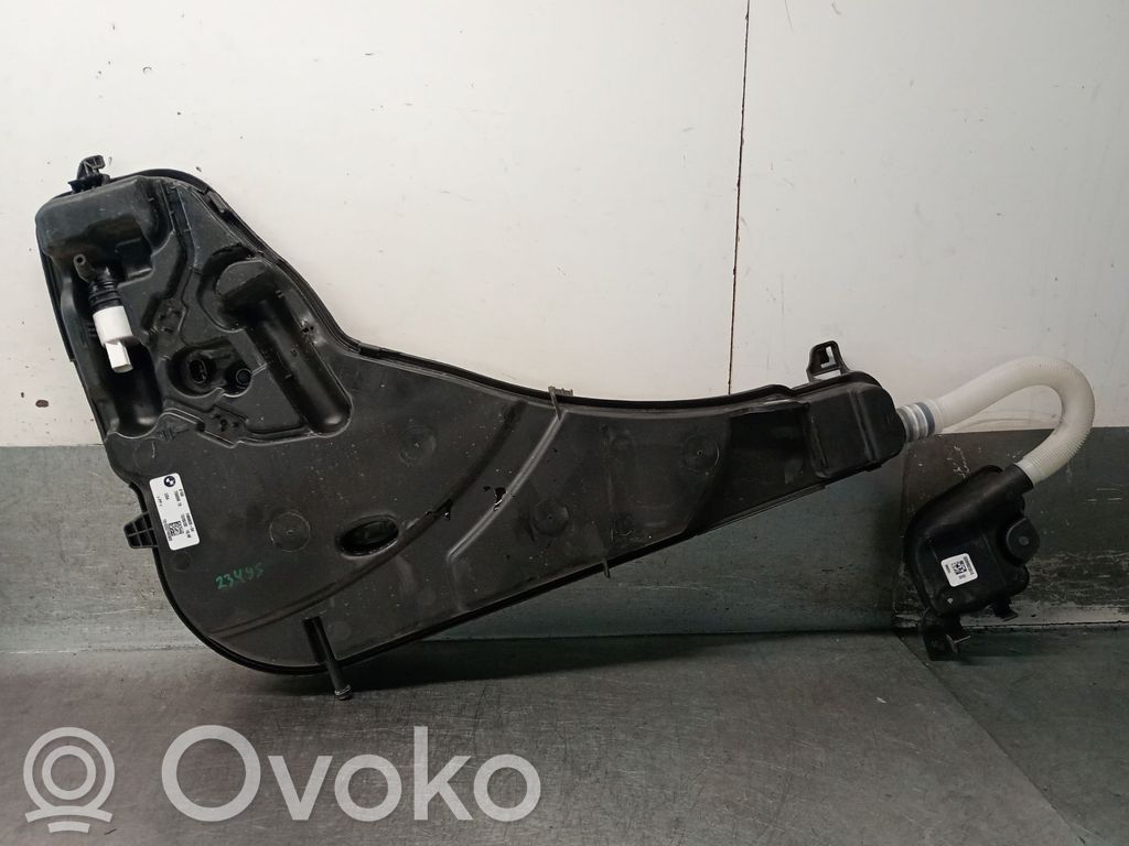 Zbiornik płynu do spryskiwaczy szyby przedniej / czołowej   61667499829,61667483867,TS10337W2802