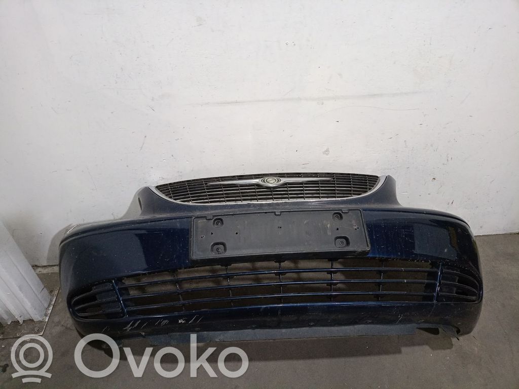Chrysler Voyager Front bumper 