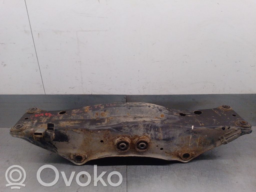 Subaru Forester SF Belka osi tylnej z reduktorem 
