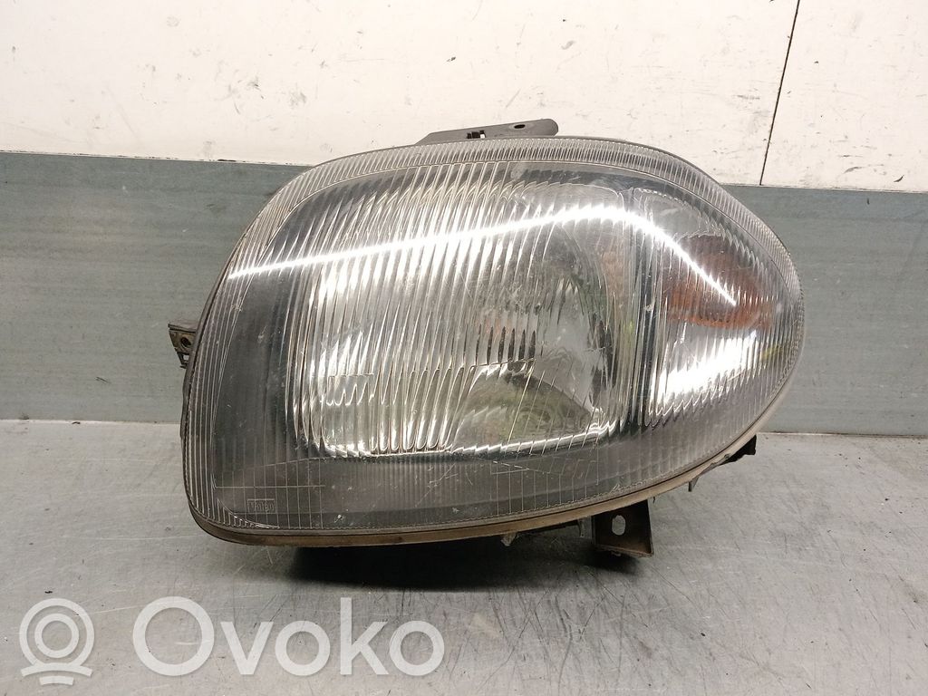 Renault Clio II Scheinwerfer 
