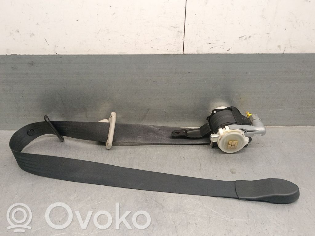 Mazda 2 Front seatbelt 