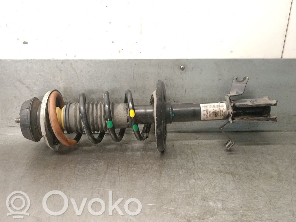 Renault Express Ammortizzatore anteriore con molla elicoidale
