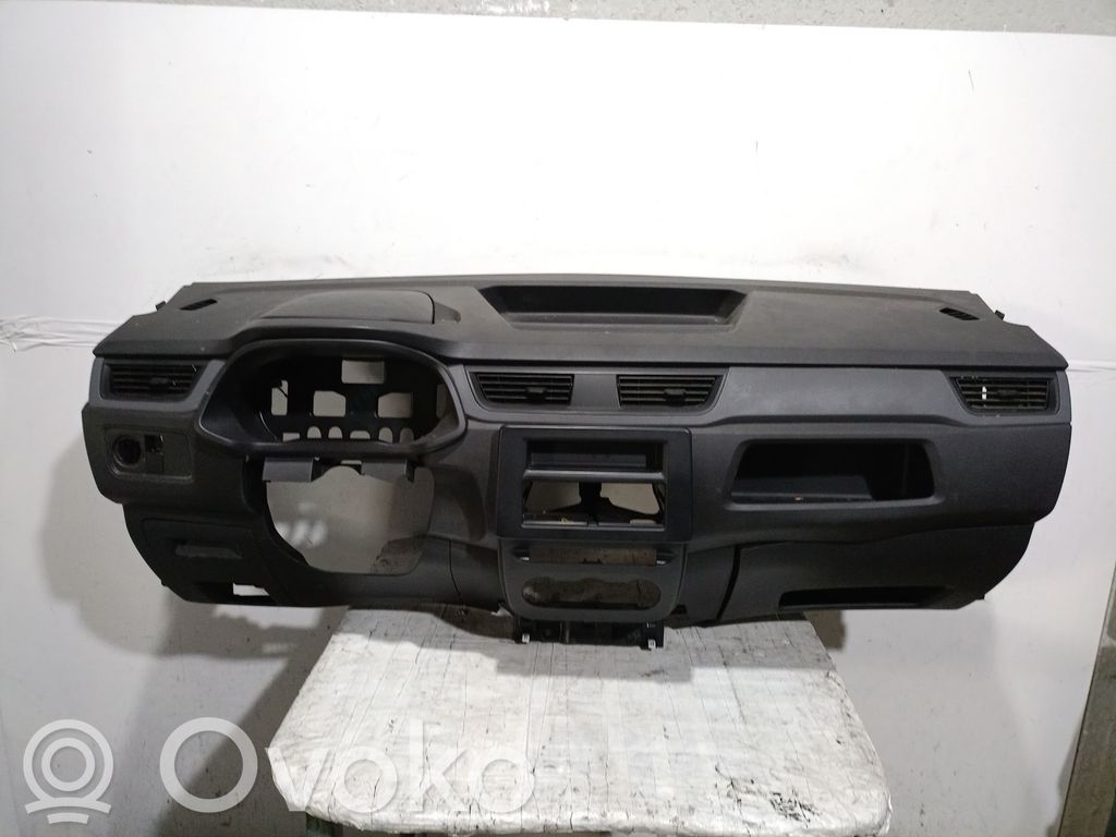 Renault Express Panelis 