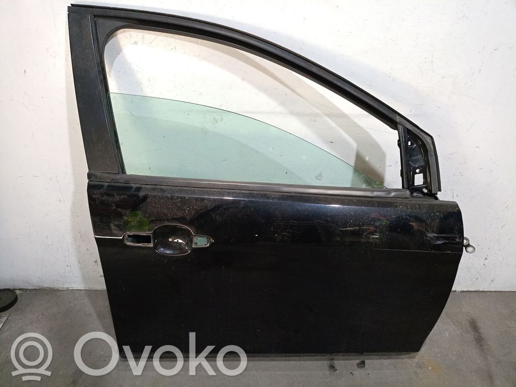 Ford Focus Дверь 