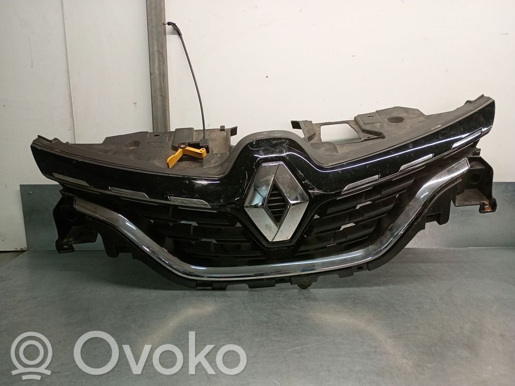 Renault Captur Etusäleikkö 