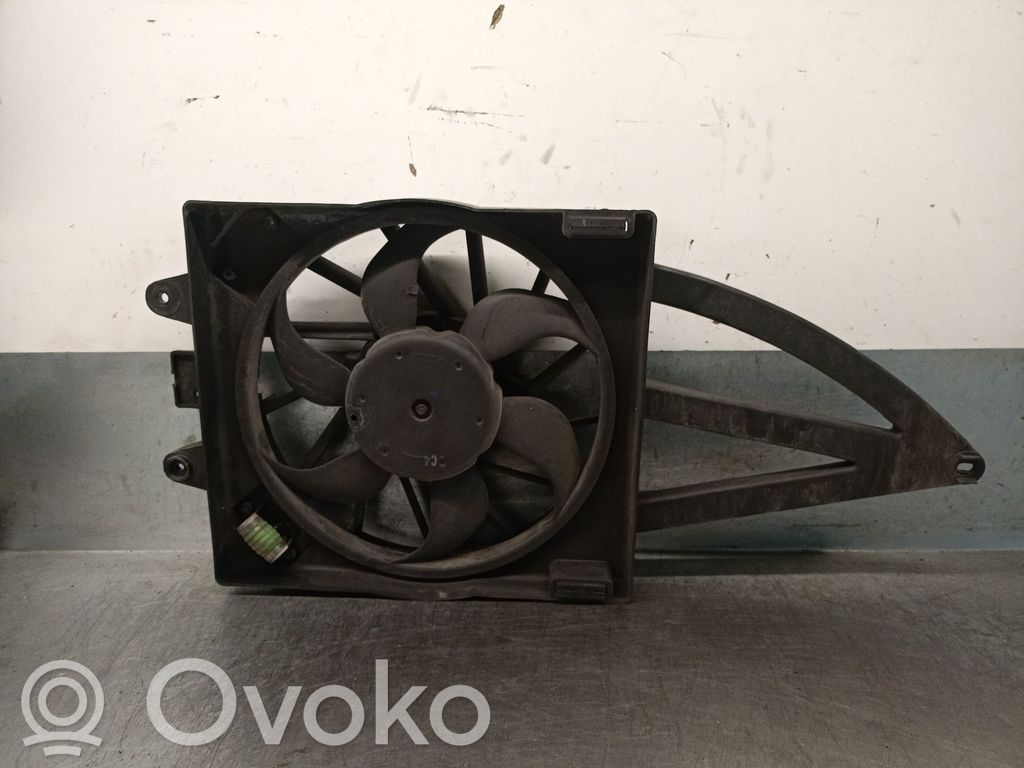 Fiat Panda II Elektryczny wentylator chłodnicy 