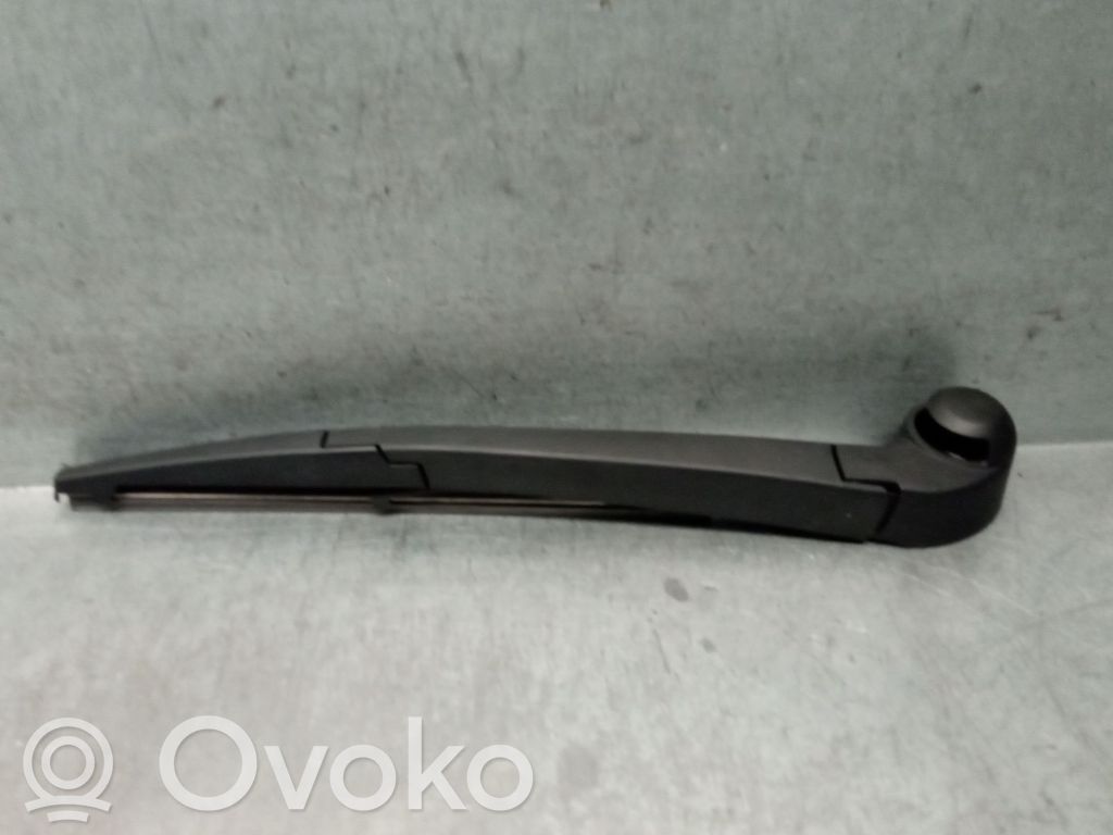 MG ZS Rear wiper blade arm 