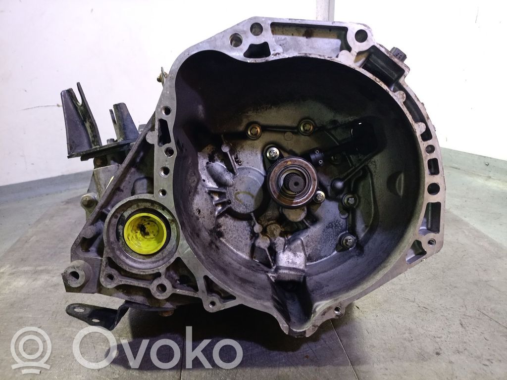 Nissan Micra Boîte de vitesses manuelle à 5 vitesses 