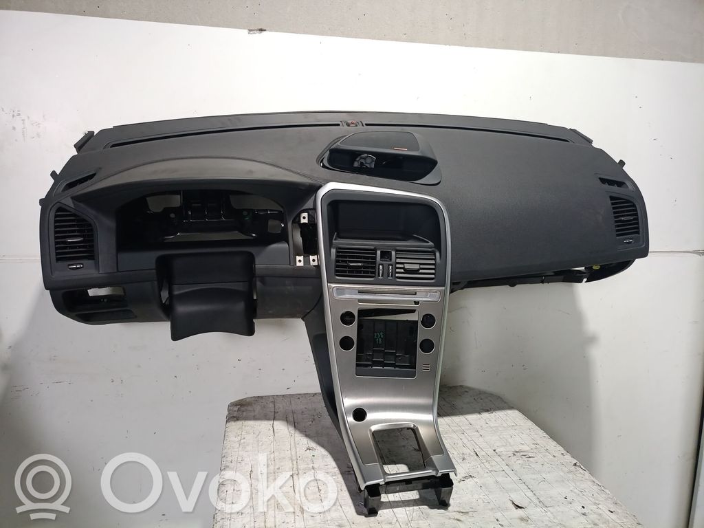 Volvo XC60 Panel de instrumentos 